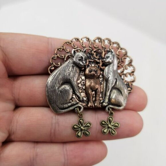 Vintage Bronze Silver Tone Cats Brooch Unmarked Pin - Picture 4 of 6